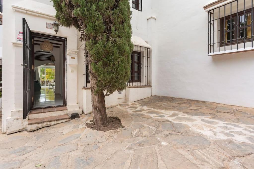 Stylish Spanish 3 Bd Townhouse On The Golden Mile Marbella Dış mekan fotoğraf