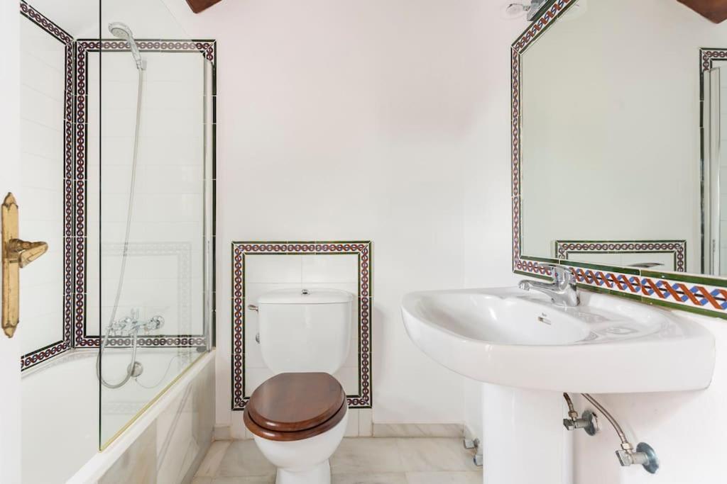 Stylish Spanish 3 Bd Townhouse On The Golden Mile Marbella Dış mekan fotoğraf