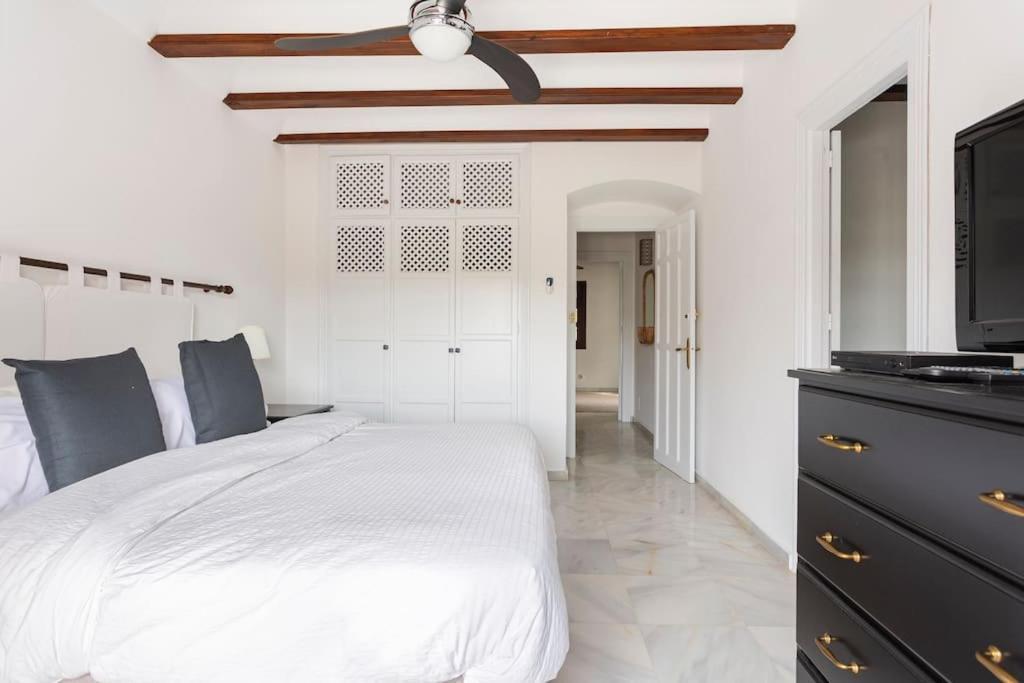Stylish Spanish 3 Bd Townhouse On The Golden Mile Marbella Dış mekan fotoğraf